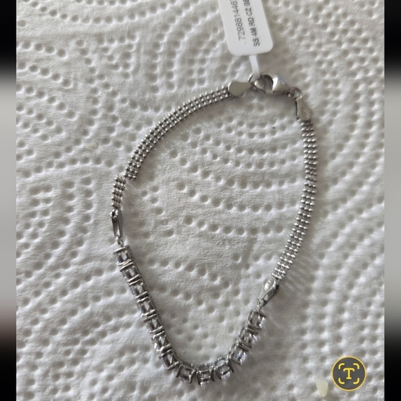 Macy's Jewelry - $100 Macy's Women Elegant Silver Hand Bracelet New Party